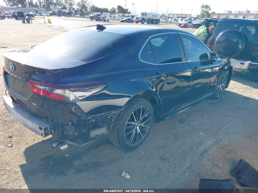 VIN 4T1T11AK3NU634883 2022 TOYOTA CAMRY SE