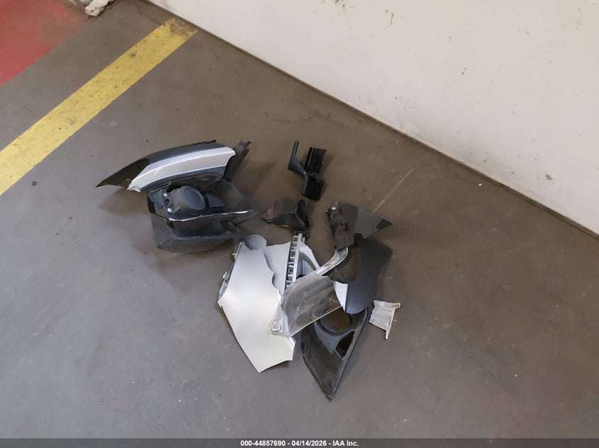 2016 Mitsubishi Outlander Sport 2.0 Es VIN: JA4AP3AU6GZ050016 Lot: 44857690