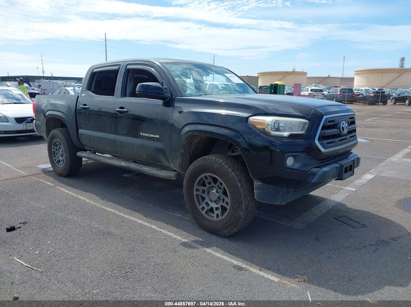 2016 TOYOTA TACOMA SR5