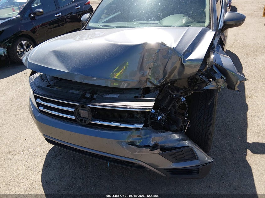 2020 Volkswagen Tiguan 2.0T Se/2.0T Se R-Line Black/2.0T Sel VIN: 3VV3B7AX1LM036536 Lot: 44857712