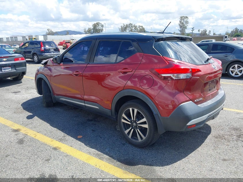 2018 Nissan Kicks Sv