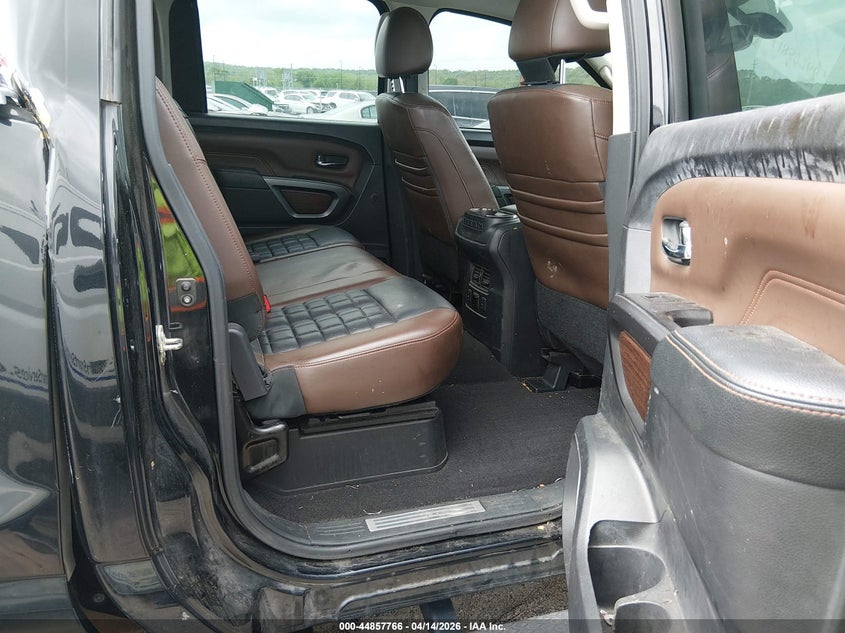 2016 NISSAN TITAN XD auction photo 8