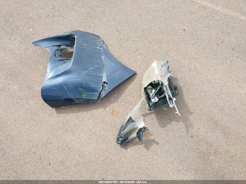 2018 Toyota Sienna Se 8 Passenger/Se Premium 8 Passenger VIN: 5TDXZ3DCXJS945241 Lot: 44857793