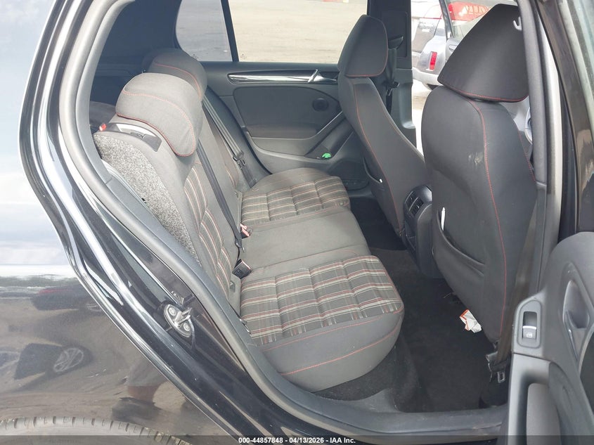 2010 Volkswagen Gti 4-Door VIN: WVWHD7AJ7AW282689 Lot: 44857848