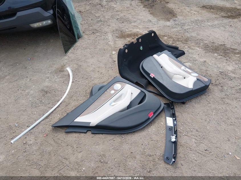 2019 Mercedes-Benz E 300 4Matic VIN: WDDZF4KB3KA592315 Lot: 44857887