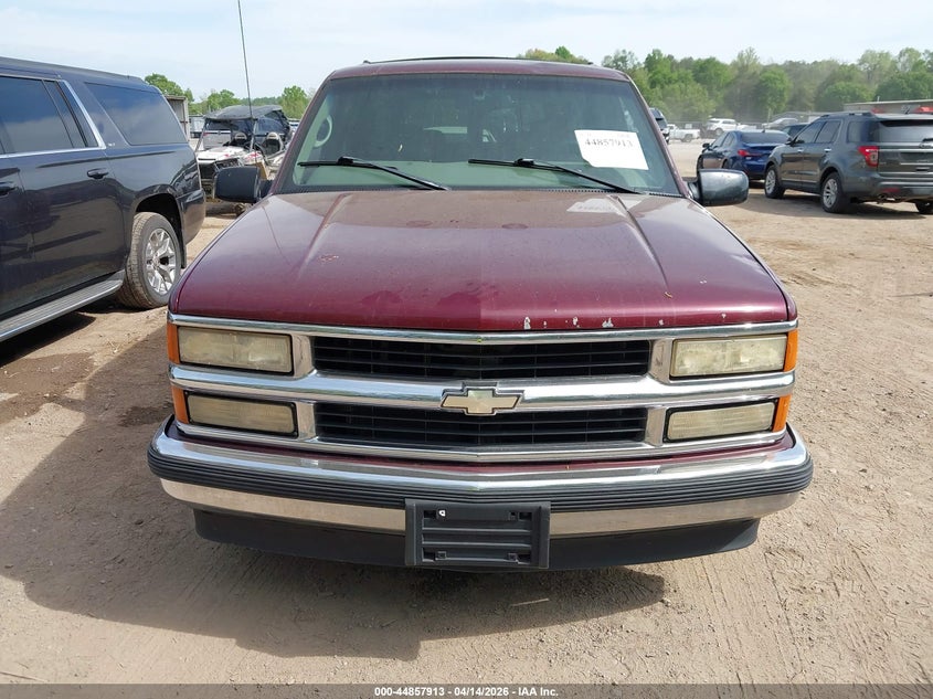 1999 Chevrolet Suburban 1500 Lt VIN: 3GNEC16R7XG187985 Lot: 44857913