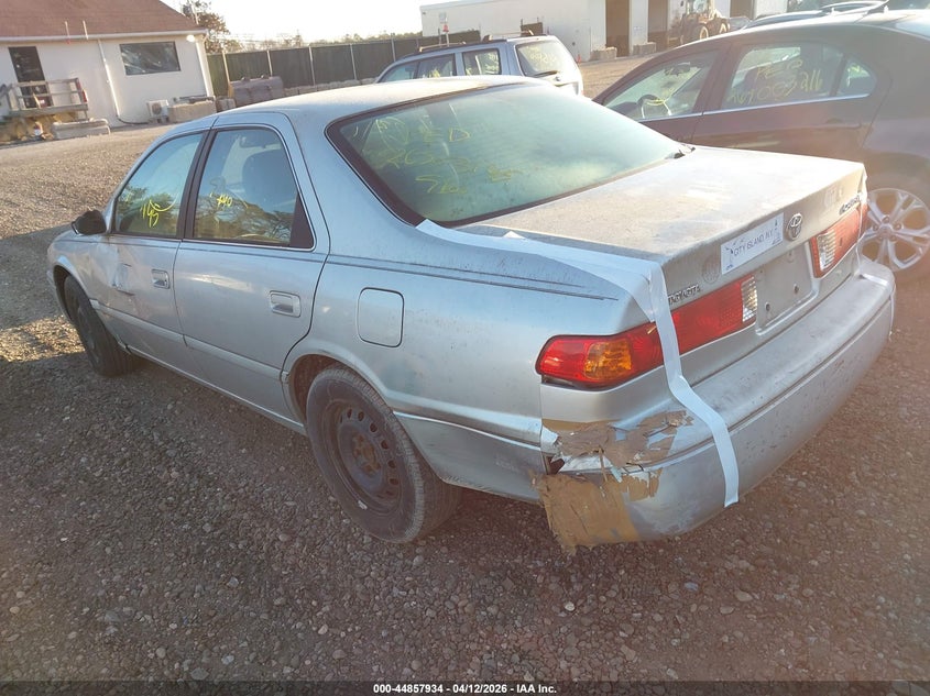 2000 Toyota Camry Le
