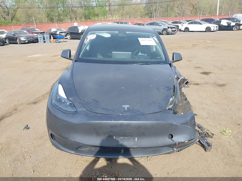 2023 Tesla Model y Awd Long Range Dual Motor All-Wheel Drive grey Lot 111044857990 Vin 7SAYGDEE5PA045649
