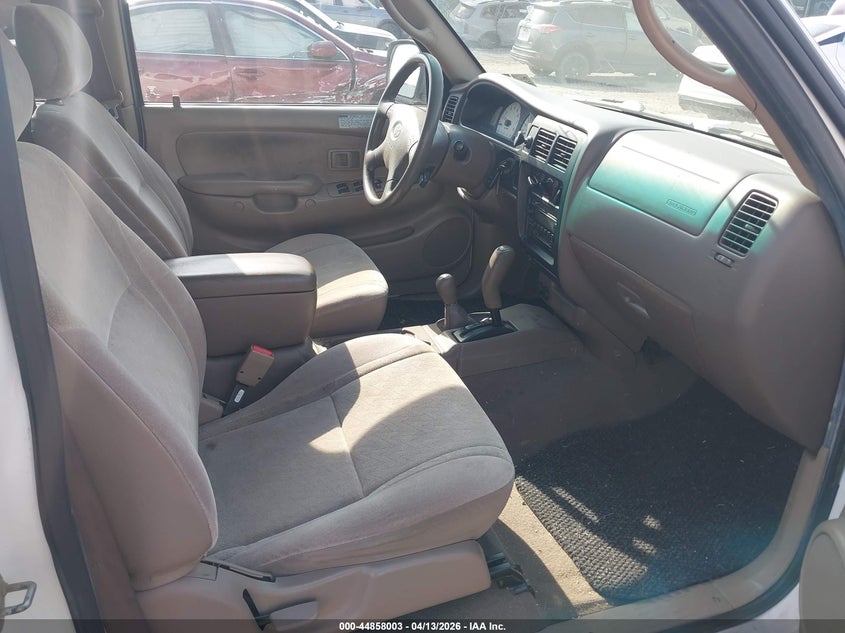 2003 Toyota Tacoma Base V6