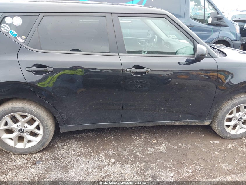 2020 Kia Soul S VIN: KNDJ23AU0L7064942 Lot: 44858047