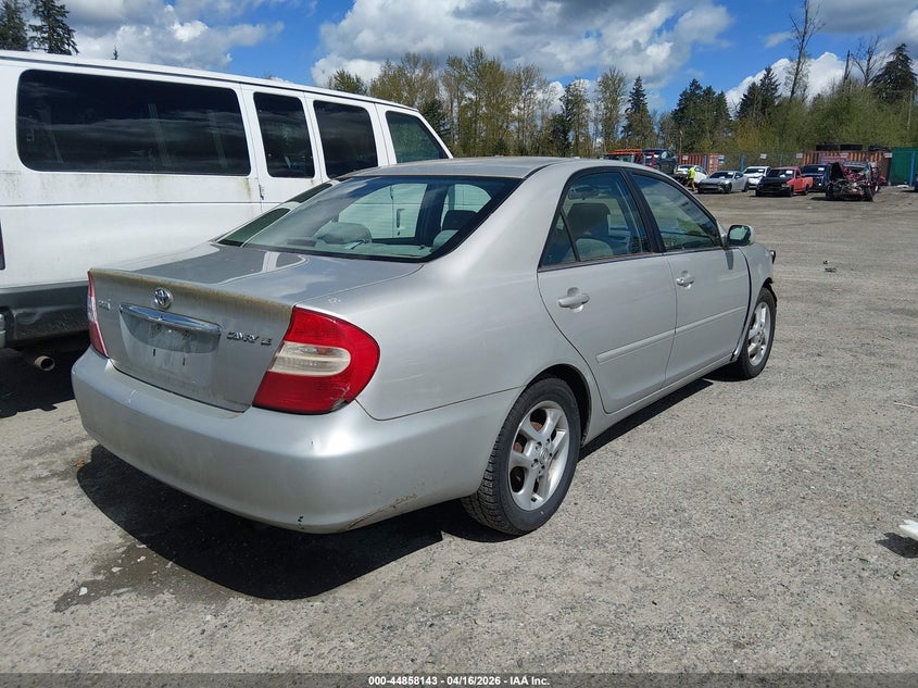 2004 Toyota Camry Le
