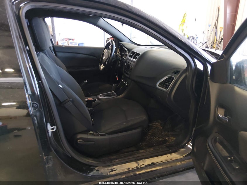 2013 Dodge Avenger Sxt