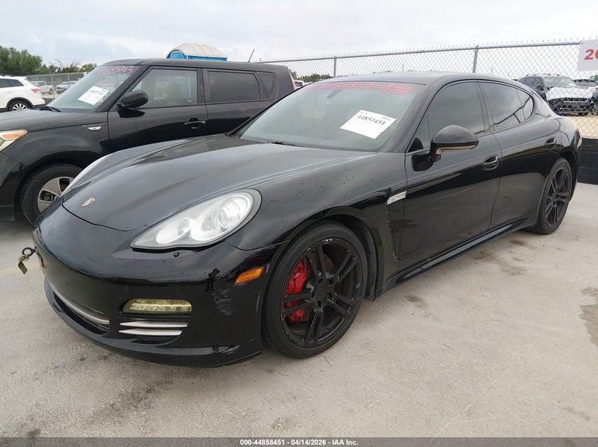 2013 Porsche Panamera 2/4/4 Platinum Edition/Platinum Edition