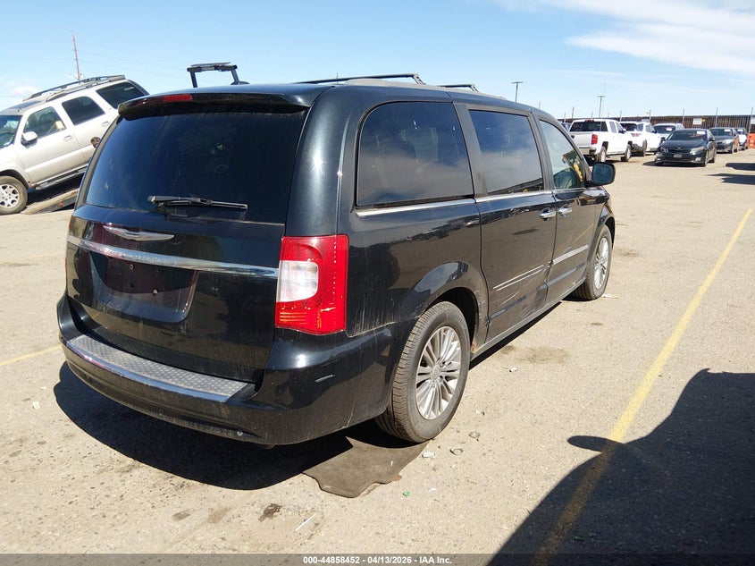 2013 Chrysler Town & Country Touring-L