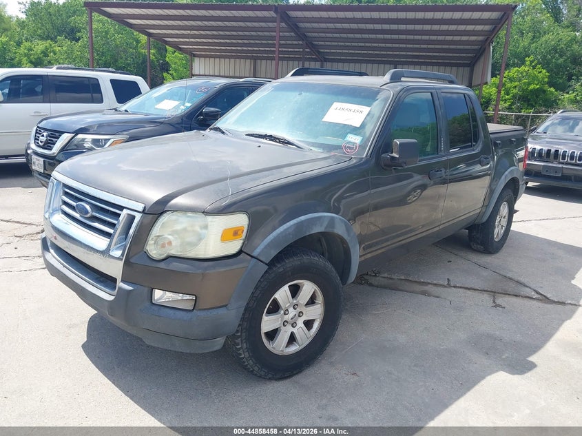2008 FORD EXPLORER SPORT TRAC auction photo 2
