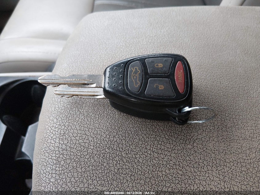 2005 Jeep Grand Cherokee Limited VIN: 1J8HR58265C587394 Lot: 44858466