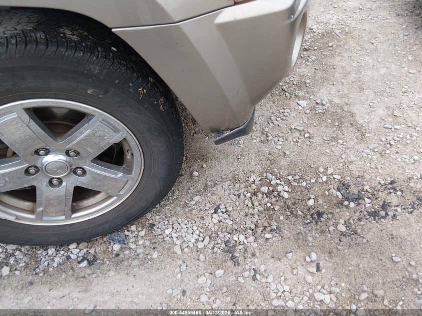 2005 Jeep Grand Cherokee Limited VIN: 1J8HR58265C587394 Lot: 44858466