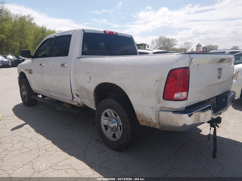 Vin: 3c6tr4dt8jg215158, lot: 45355779, ram 2500 slt  4x2 6'4 box 20183