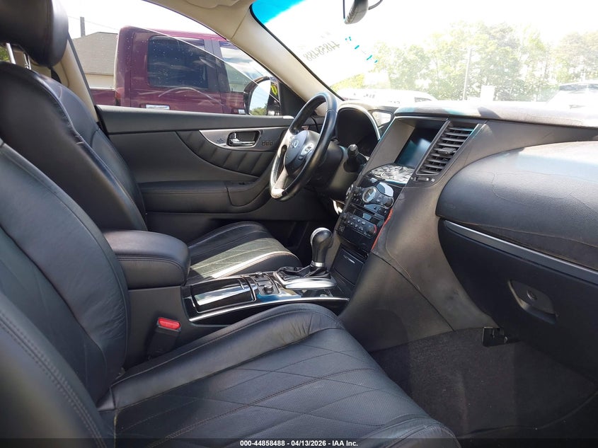 2010 Infiniti Fx35