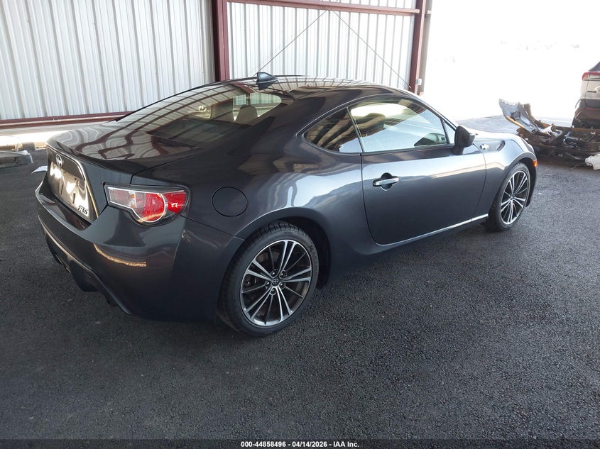 Vin: jf1znaa1xf8713963, lot: 45355807, scion fr-s 20154