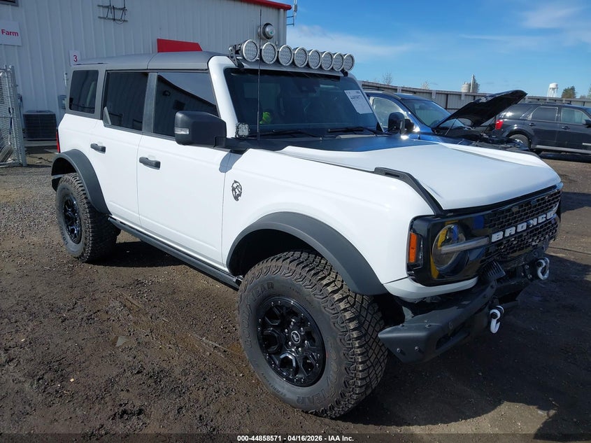 FORD BRONCO 2024. Lot# 44858571. VIN 1FMEE2BP1RLB15856. Photo 1