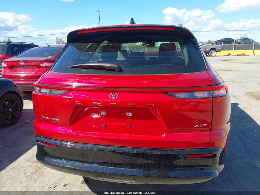 2025 Toyota Crown Signia Xle VIN: JTDACAAJ0S3021182 Lot: 44858666