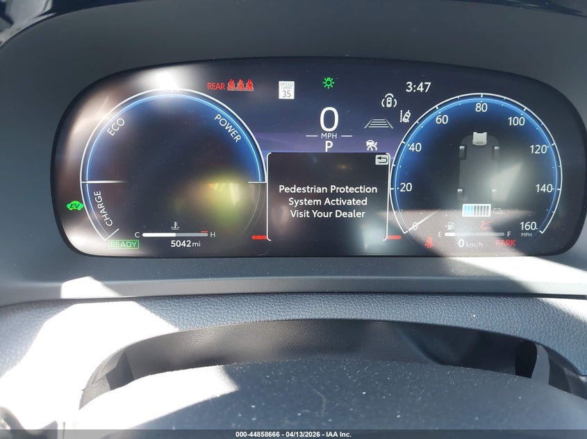 2025 Toyota Crown Signia Xle VIN: JTDACAAJ0S3021182 Lot: 44858666