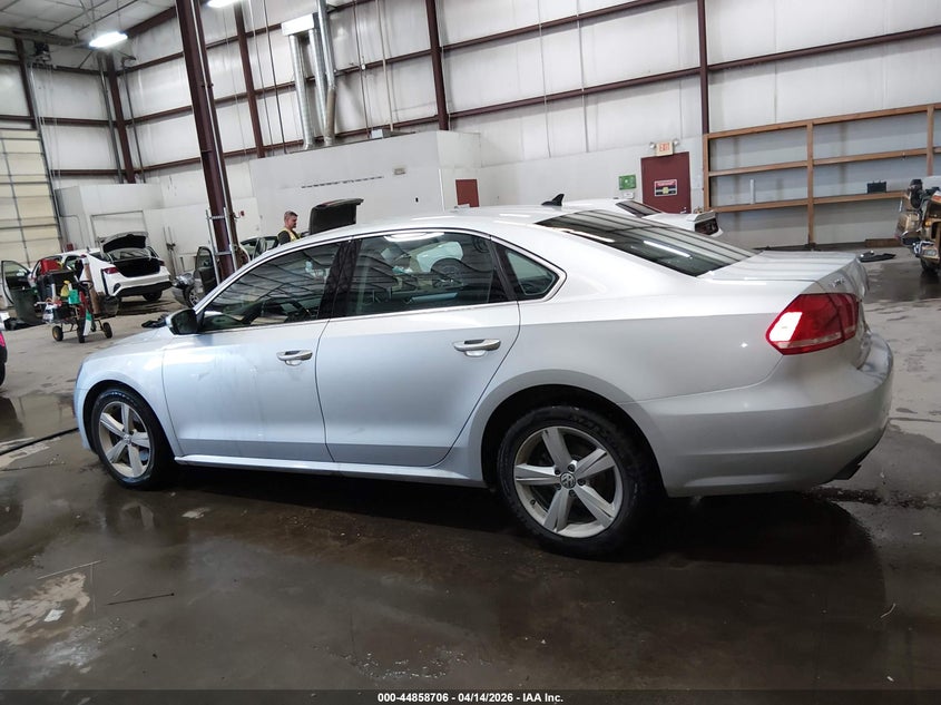 2015 Volkswagen Passat 1.8T Limited Edition VIN: 1VWAT7A39FC092551 Lot: 44858706