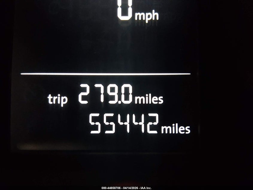 2015 Volkswagen Passat 1.8T Limited Edition VIN: 1VWAT7A39FC092551 Lot: 44858706