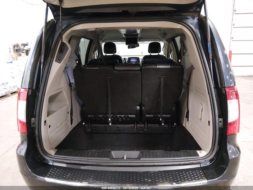 2013 Chrysler Town & Country Touring-L VIN: 2C4RC1CG9DR614702 Lot: 44858720