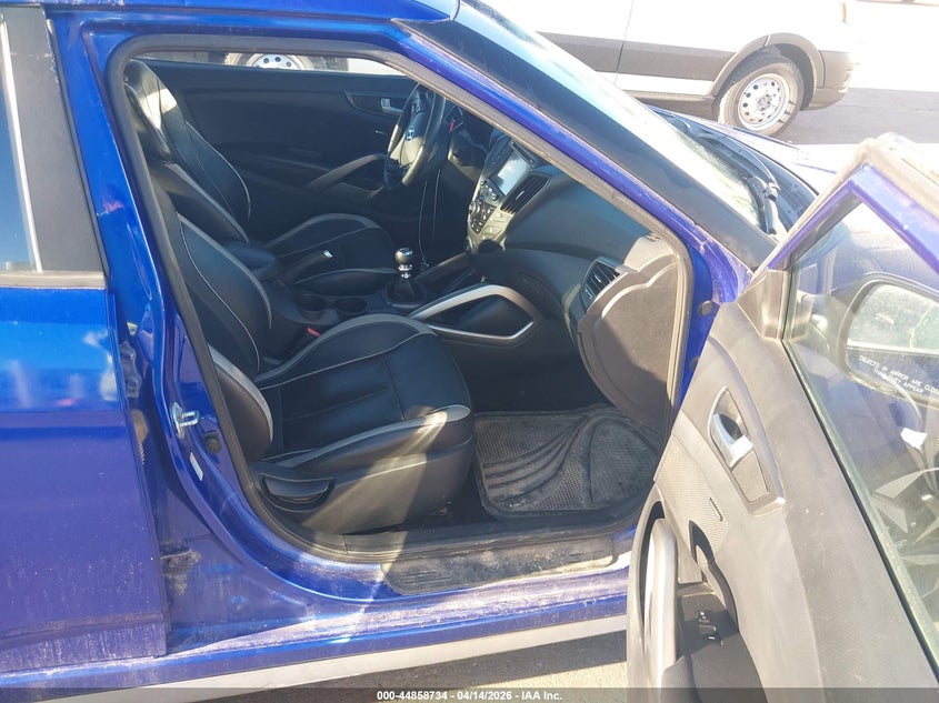 2013 Hyundai Veloster Turbo W/Black