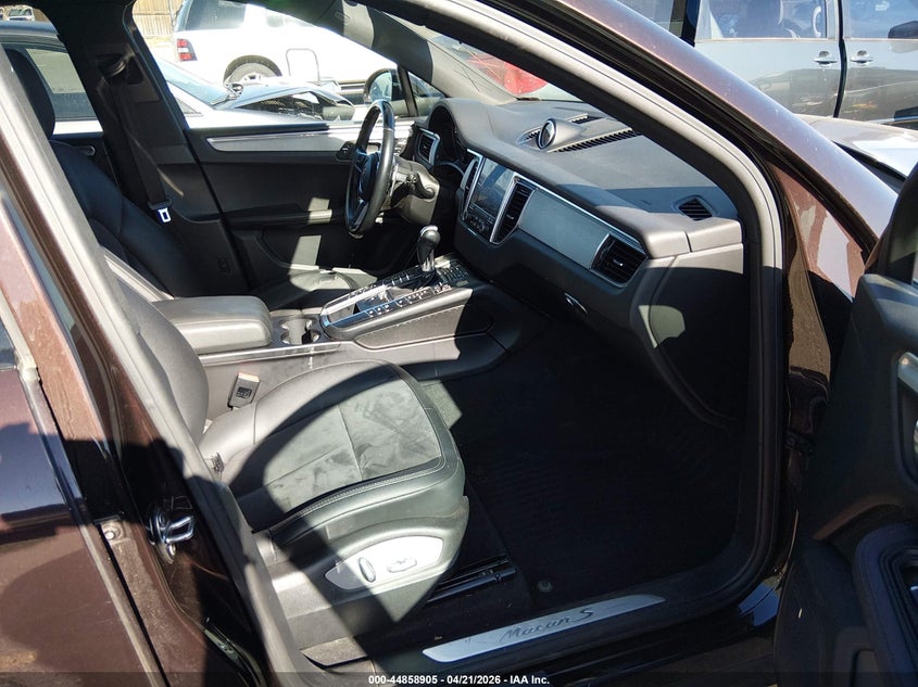 2017 Porsche Macan S