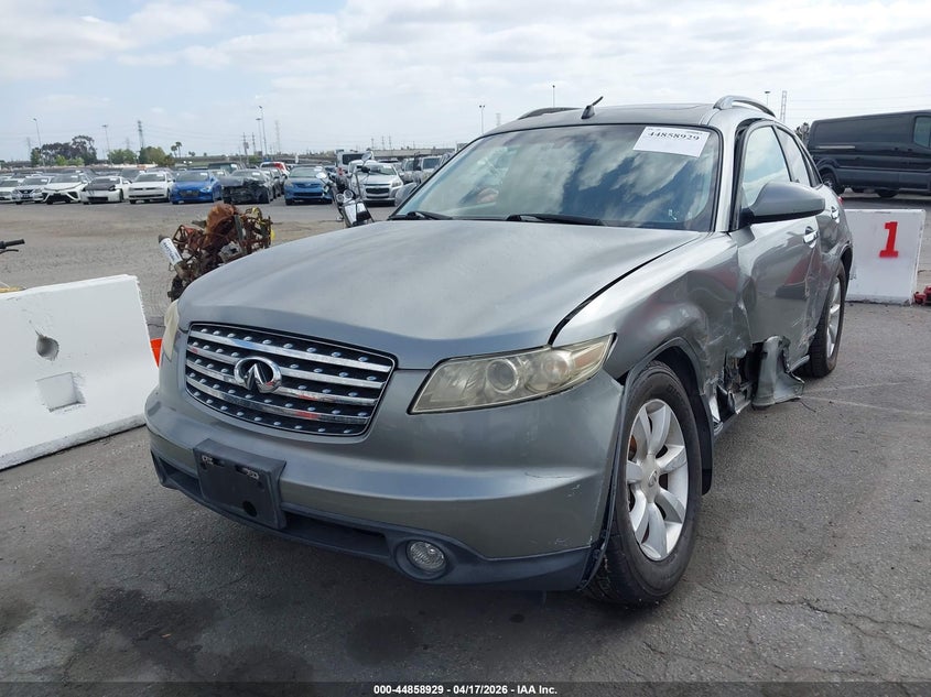 2005 Infiniti Fx35