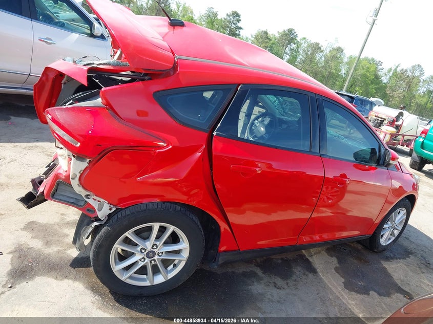 2016 Ford Focus Se VIN: 1FADP3K21GL235485 Lot: 44858934