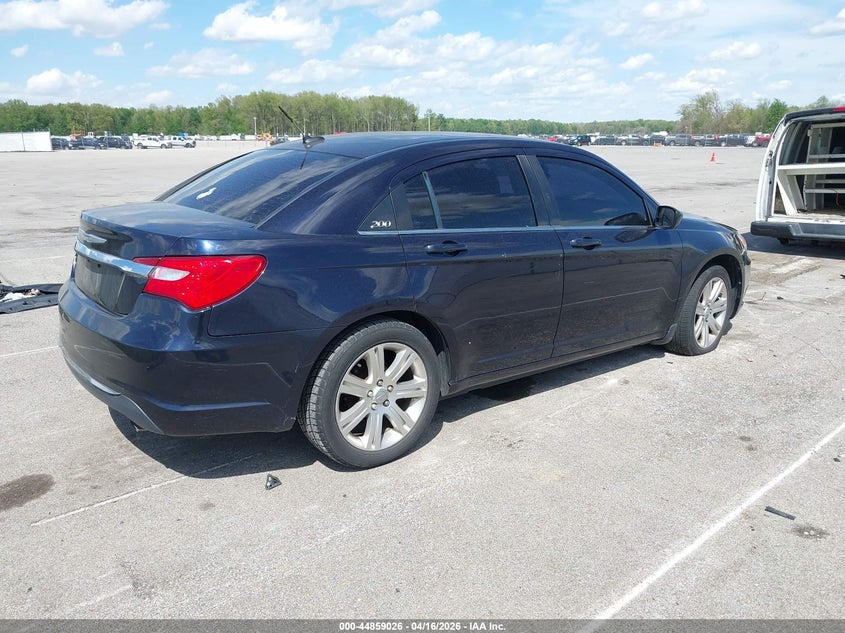 2011 Chrysler 200 Touring