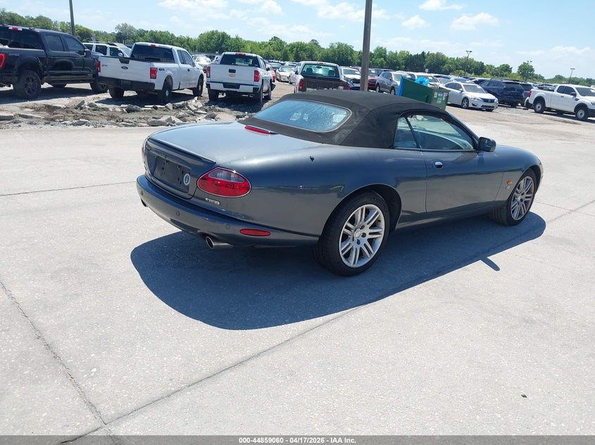 2004 Jaguar Xkr