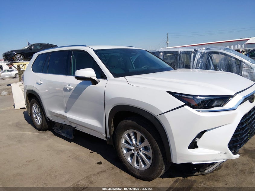 2026 TOYOTA GRAND HIGHLANDER auction photo 6