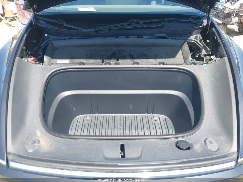 2026 Tesla Model Y All-Wheel Drive/Long Range Launch Series/Premium All-Wheel Drive VIN: 7SAYGDEE0TF541553 Lot: 44859111