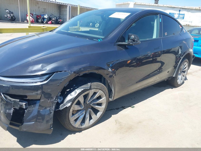 2026 Tesla Model Y All-Wheel Drive/Long Range Launch Series/Premium All-Wheel Drive VIN: 7SAYGDEE0TF541553 Lot: 44859111