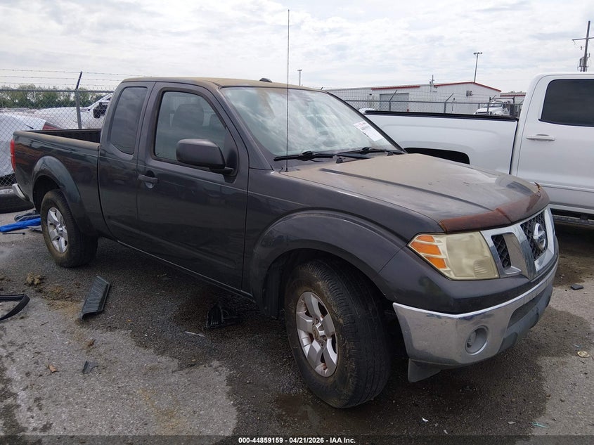 2011 NISSAN FRONTIER SV