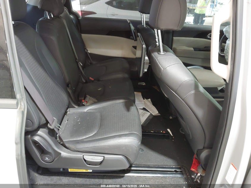 2024 Kia Carnival Mpv Sx Prestige VIN: KNDNE5H34R6304915 Lot: 44859168