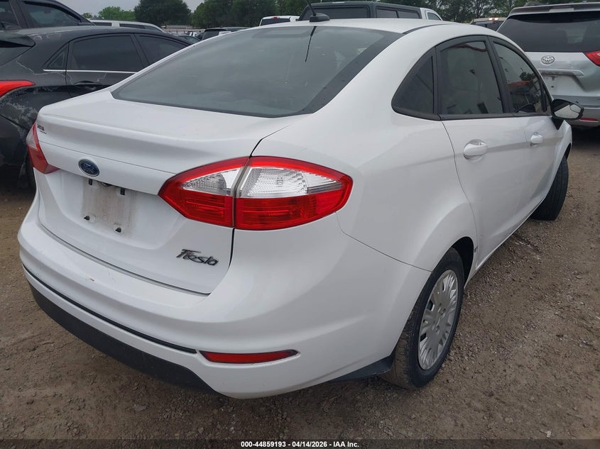 2019 Ford Fiesta 1.6 S white Lot 111044859193 Vin 3FADP4AJ2KM132131