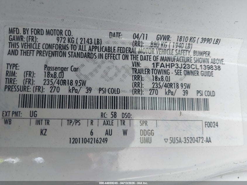 1FAHP3J23CL139838 2012 Ford Focus 2.0 Titanium white