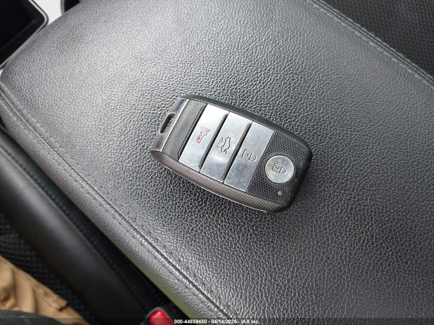 2019 Kia Optima S VIN: 5XXGT4L37KG306553 Lot: 44859450