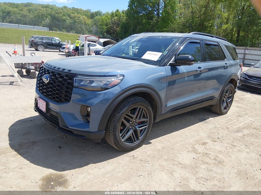 2025 Ford Explorer St-Line