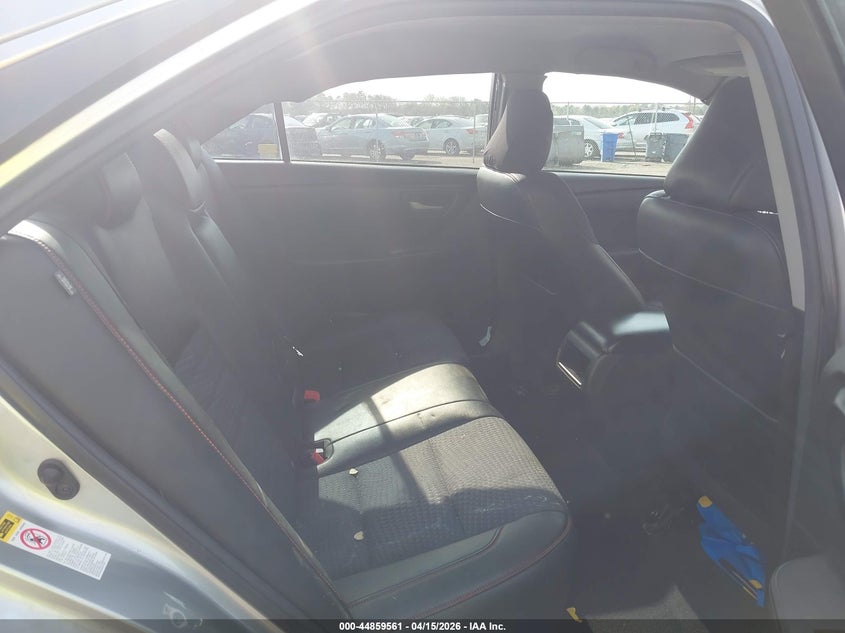 2015 Toyota Camry Se VIN: 4T1BF1FKXFU902755 Lot: 44859561