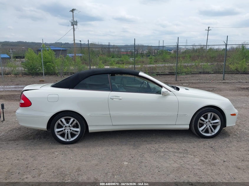 2007 Mercedes-Benz Clk 350 VIN: WDBTK56F17F212735 Lot: 44859570