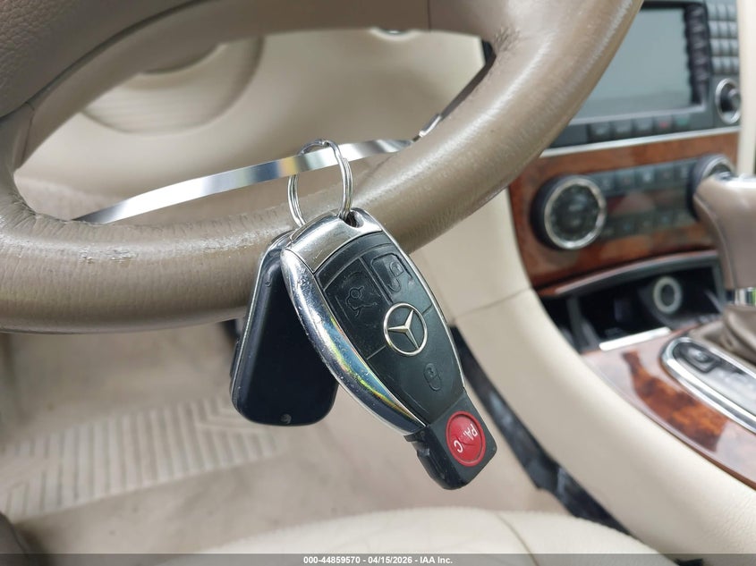 2007 Mercedes-Benz Clk 350 VIN: WDBTK56F17F212735 Lot: 44859570