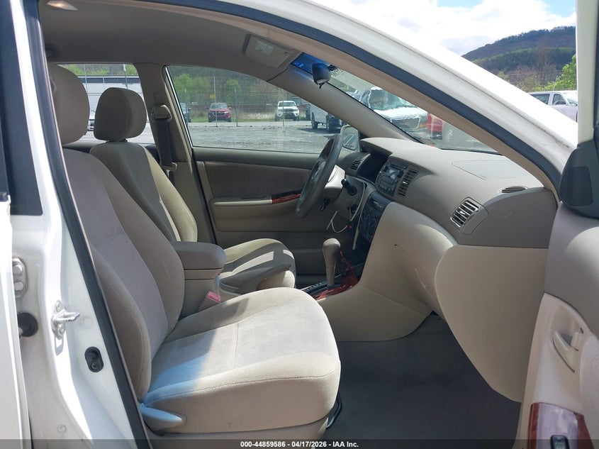 2005 Toyota Corolla Le