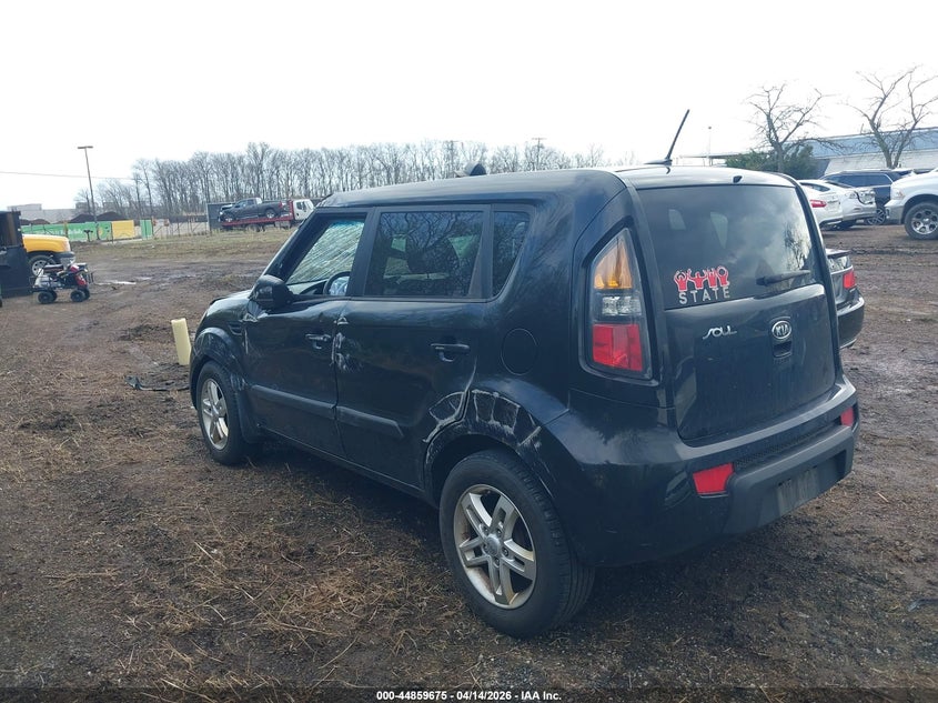 2011 Kia Soul +